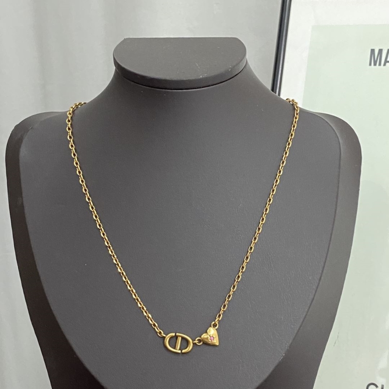 chr1st1an D10r necklaces